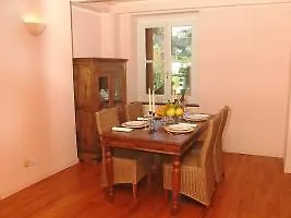 Dimore Dell'esedra - One Bedroom Hotel Genoa